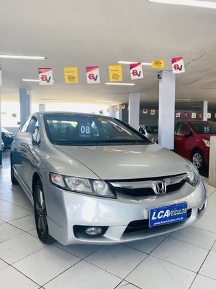 HONDA CIVIC 1.8 LXS 16V FLEX 4P AUTOMÁTICO HONDA CIVIC 1.8 LXS 16V FLEX 4P AUTOMÁTICO